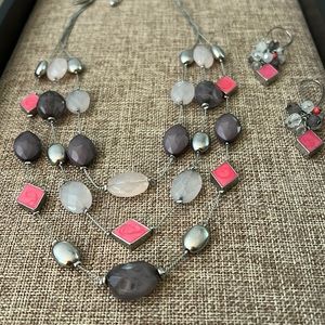 💥5 for $25💥 Matching New York & Co. Beaded Necklace and Earring Set